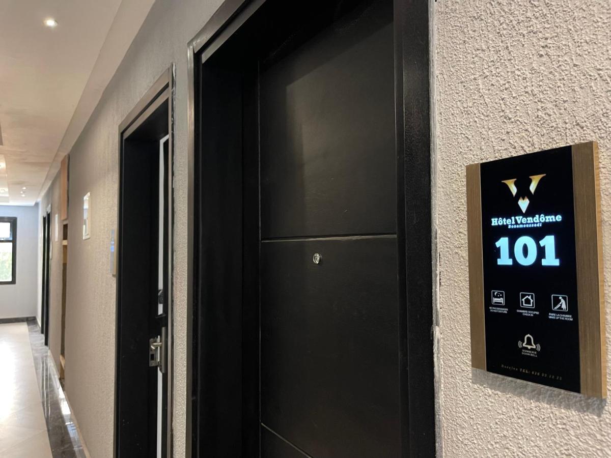 Hotel Vendome Douala Exterior photo